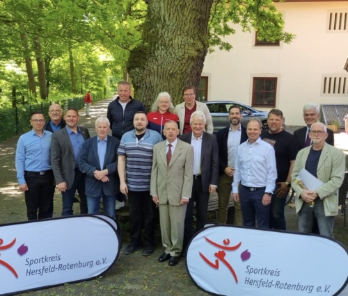 Staffelstab im Sportkreis übergeben